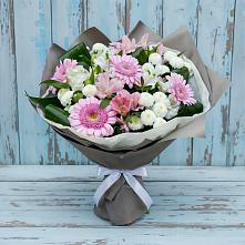 Букет цветов из:  Герберы, Альстромерии и Хризантемы в Смоленке