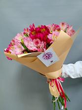 Букет цветов из:  Альстромерии в Смоленке