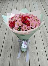 Букет цветов из:  Альстромерии #REPLACE_PRED# Смоленке