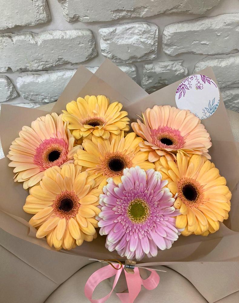 Букет цветов из: Герберы в Смоленке