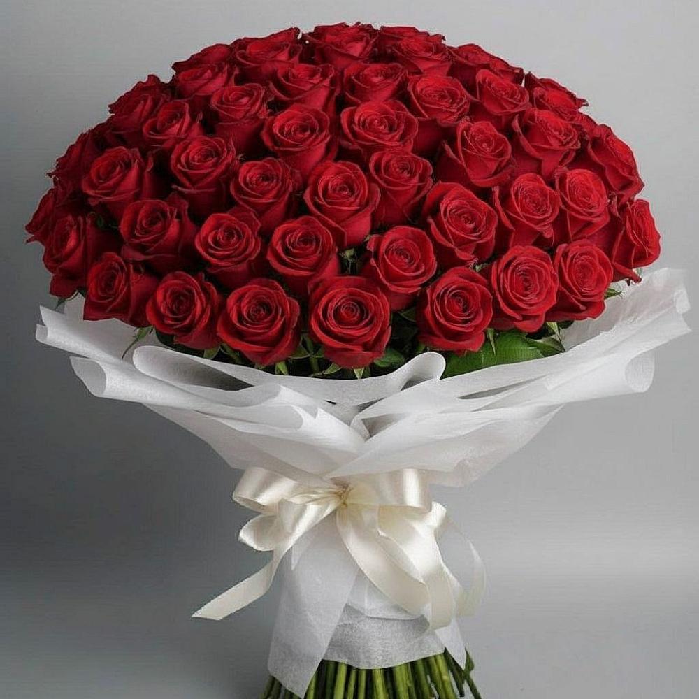 Букет 101 Красная роза Блэк Мэджик в Смоленке