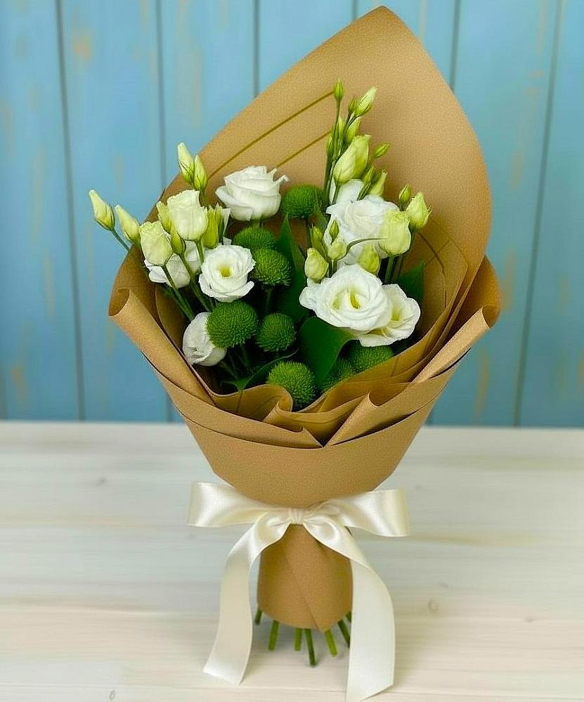 Букет цветов из: Хризантемы и Лизиантусы в Смоленке