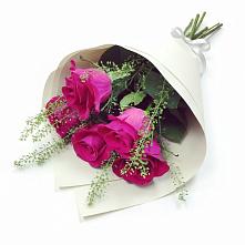 Букет цветов из:  Розы в Смоленке