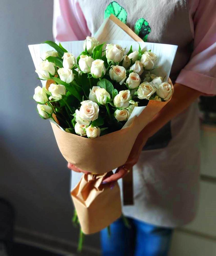 Букет цветов из: Розы в Смоленке