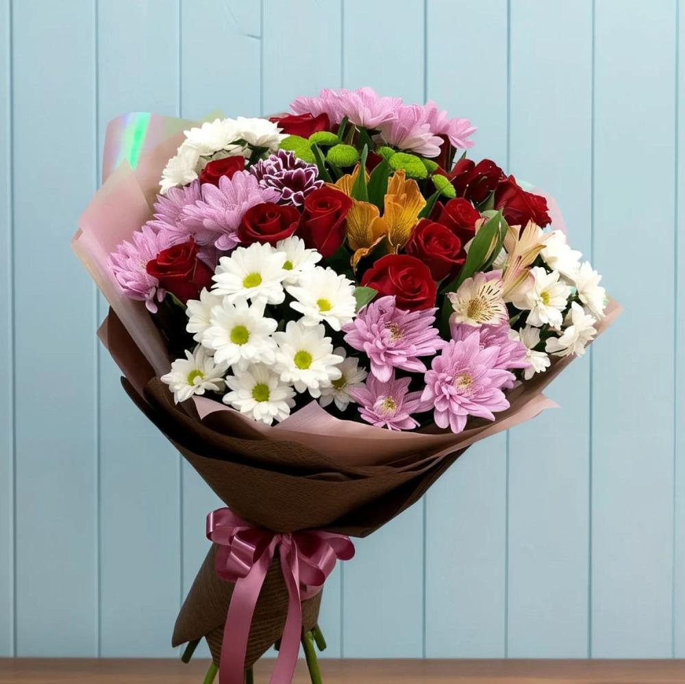 Букет цветов из: Розы, Хризантемы и Альстромерии в Смоленке