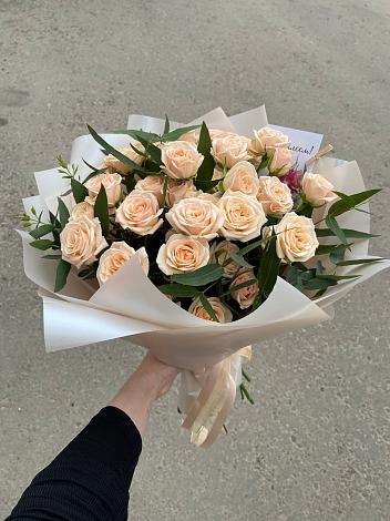 Букет Кремовые розы Латте в Смоленке