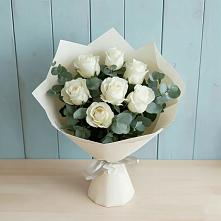 Букет Белые розы в Эвкалипте в Смоленке